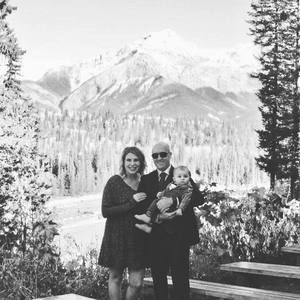 Mama, wife, shopper extraordinaire